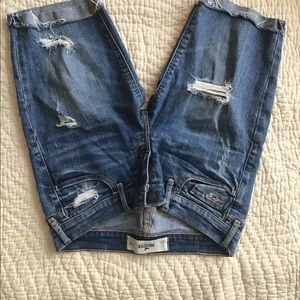 Hollister jean shorts size 1